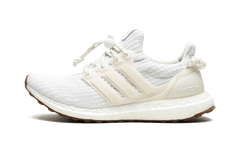 UltraBoost 4.0 "Ivy Park" GX5370