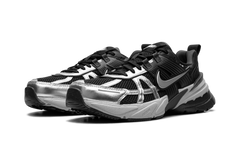 V2K Run WMNS"Black Metallic Silver" FD0736 005