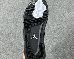 4 Retro White Thunder