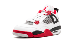 4 Retro "Fire Red"