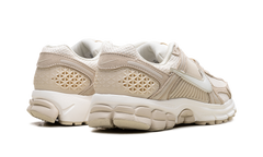 Zoom Vomero 5 WMNS"Beach Light Khaki" HQ0458 200