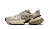 V2K RUN WMNS"Light Orewood Brown" FD0736 103