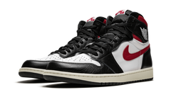 1 Retro High OG "Gym Red" 555088 061