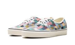 Authentic "Woven Checkers" VN0A38EM011