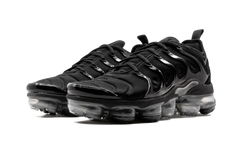 AIR VAPORMAX PLUS WMNS"Triple Black" DH1063 001