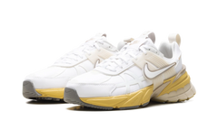 V2K Run WMNS "Gore-Tex White Light Bone" FZ2622 100