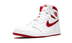 1 Retro High OG "Metallic Red" 555088 103