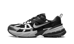 V2K Run WMNS"Black Metallic Silver" FD0736 005